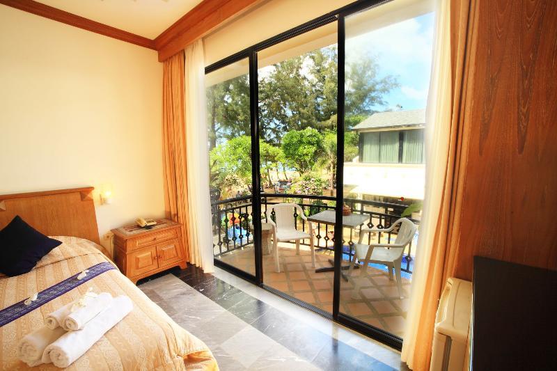 In On The 3* Phuket
